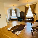 Schlossparkhotel Mariakirchen