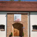 Schlossparkhotel Mariakirchen 호텔