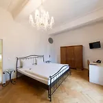 Schlossparkhotel Mariakirchen 호텔
