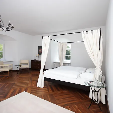 Schlossparkhotel Mariakirchen Hotel 4*