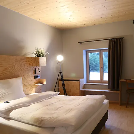 Schlossparkhotel Mariakirchen