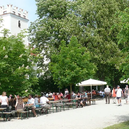 Schlossparkhotel Mariakirchen 호텔 아른스토프