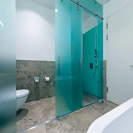 Hotel Schlossparkhotel Mariakirchen 4*