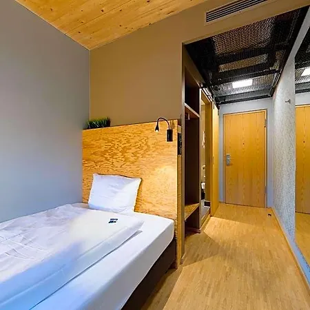 Schlossparkhotel Mariakirchen ホテル 4*