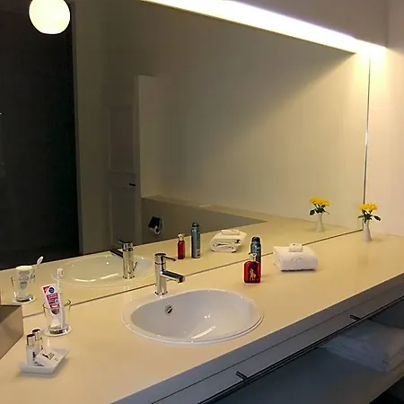 Schlossparkhotel Mariakirchen 4*