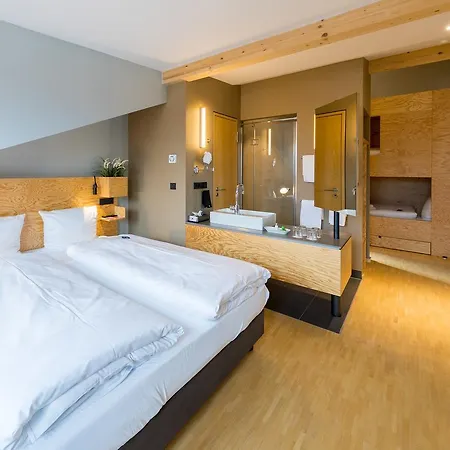Hotel Schlossparkhotel Mariakirchen 4*