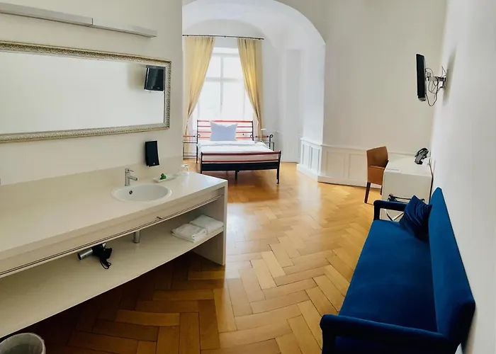 Schlossparkhotel Mariakirchen
