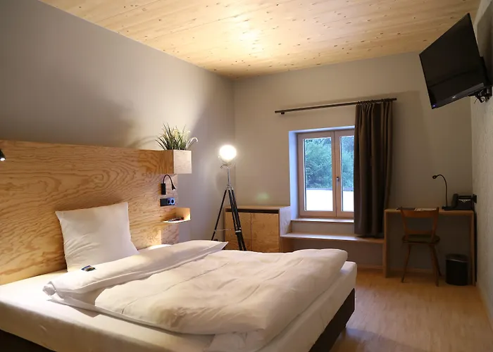 Schlossparkhotel Mariakirchen