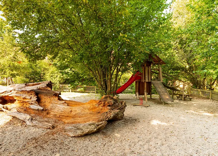 Hotel Schlossparkhotel Mariakirchen 4*