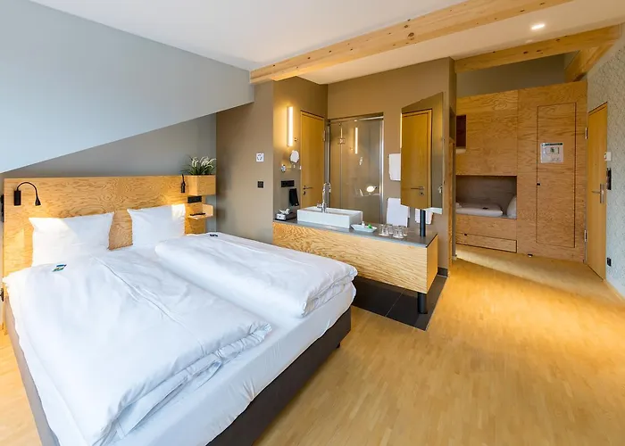 Hotel Schlossparkhotel Mariakirchen 4*