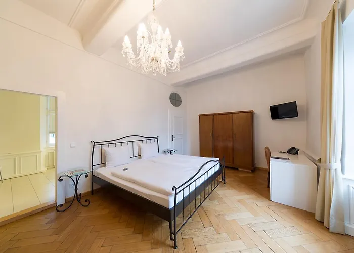 Schlossparkhotel Mariakirchen Hotel